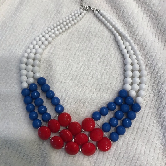 Necklace short red white blue NWOT - Picture 2 of 3